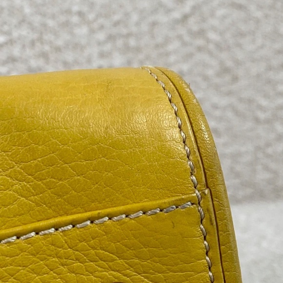 Authentic Tods Yellow Leather Tote Bag - Picture 7 of 16